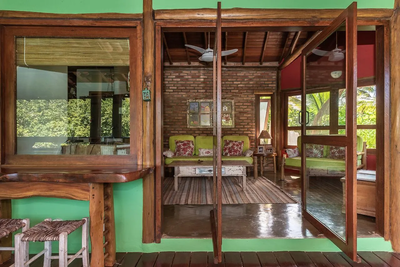 Suites Bangalo Chic Espelho Outeiro Porto Seguro Bed & Breakfast