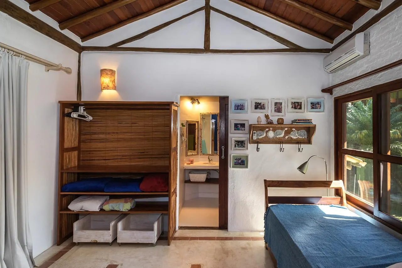 Suites Bangalo Chic Espelho Outeiro Porto Seguro Bed & Breakfast