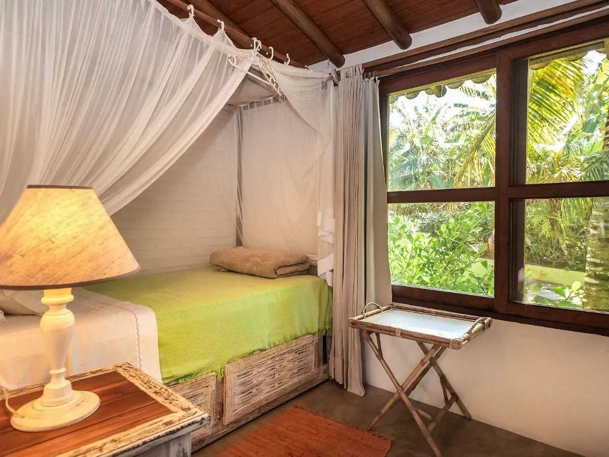 Suites Bangalo Chic Espelho Outeiro Porto Seguro